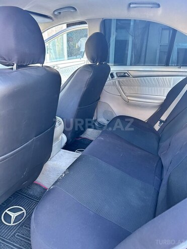 Mercedes C 200 2001, 300,000 km - 2.2 l - İmişli