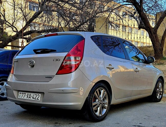 Hyundai i30 2009, 200,000 km - 1.6 l - Bakı