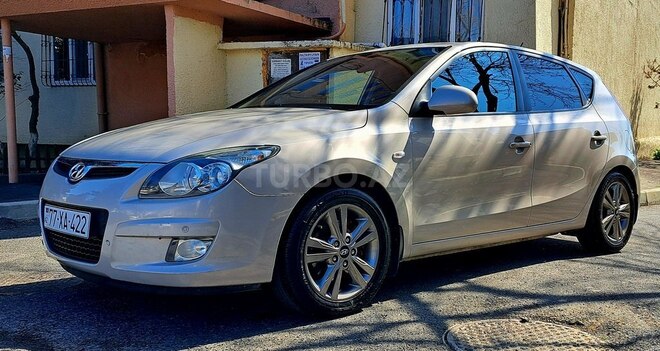 Hyundai i30 2009, 200,000 km - 1.6 l - Bakı