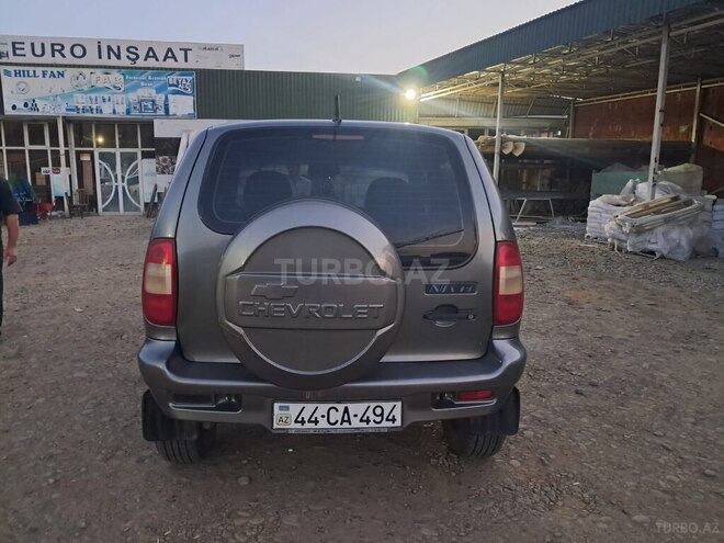 Chevrolet Niva 2004, 290,000 km - 1.7 l - Masallı