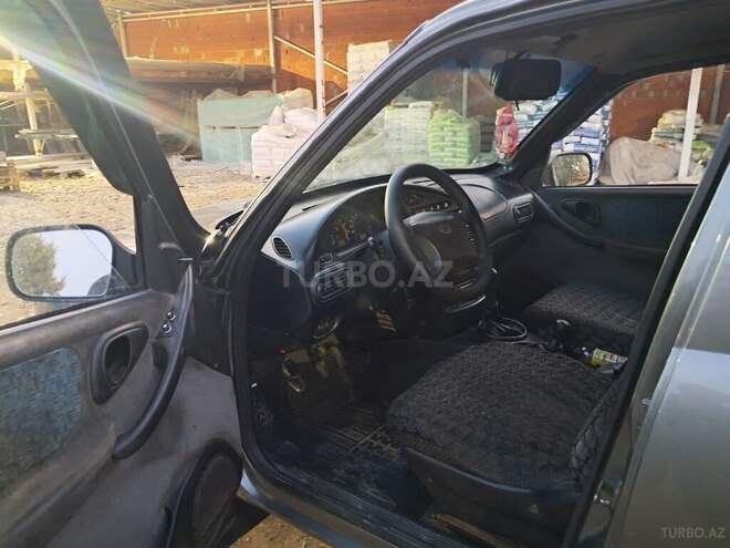 Chevrolet Niva 2004, 290,000 km - 1.7 l - Masallı