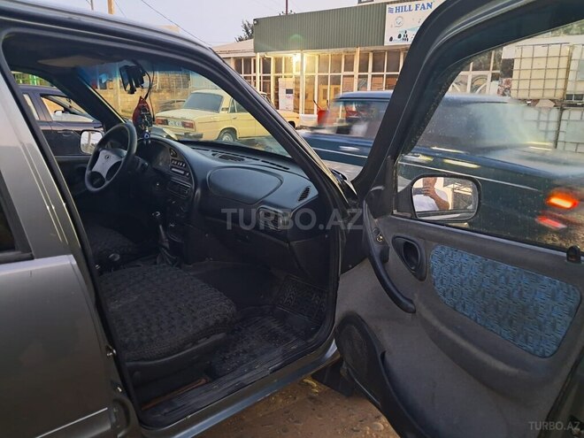 Chevrolet Niva 2004, 290,000 km - 1.7 l - Masallı