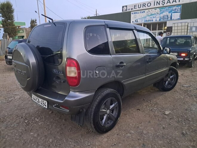 Chevrolet Niva 2004, 290,000 km - 1.7 l - Masallı