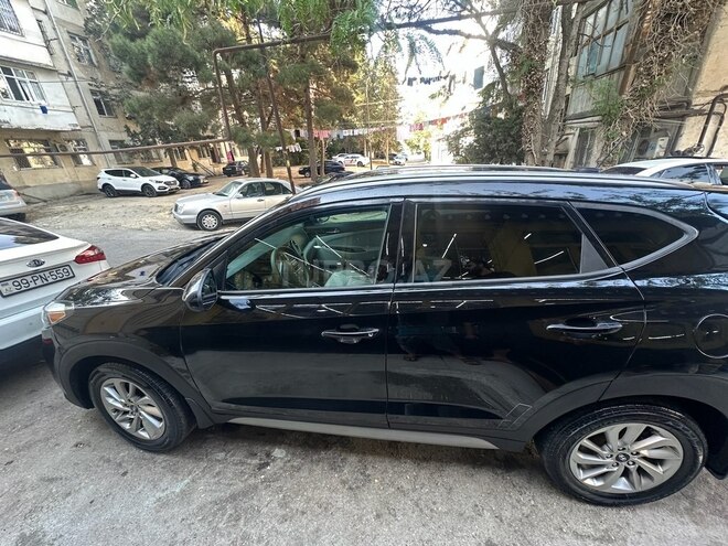 Hyundai Tucson 2016, 150,000 km - 2.0 l - Bakı