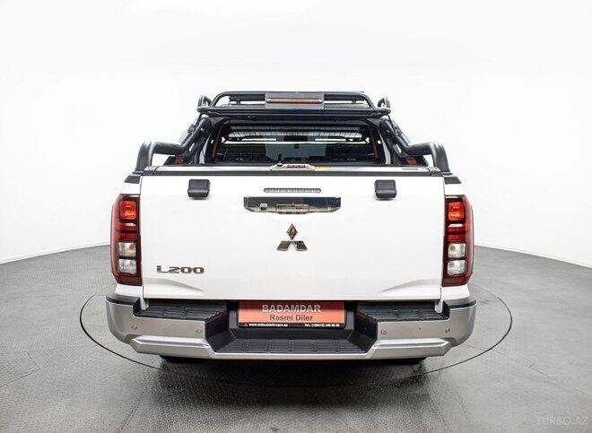 Mitsubishi L200 2024, 37,600 km - 2.4 l - Bakı