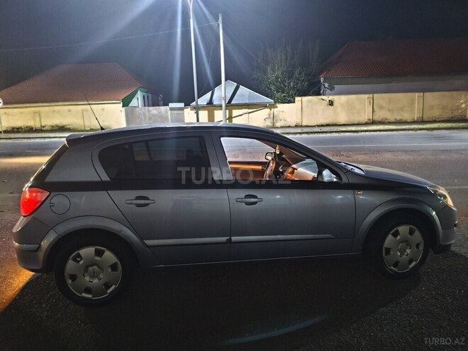 Opel Astra 2006, 300,000 km - 1.4 l - İsmayıllı