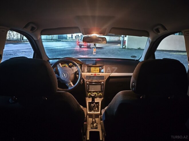 Opel Astra 2006, 300,000 km - 1.4 l - İsmayıllı