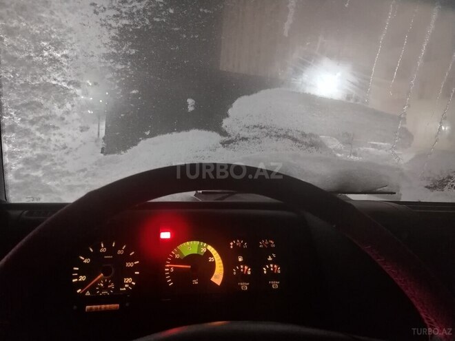 Mercedes Atego 815 1999, 655,300 km - 4.3 л - Bakı