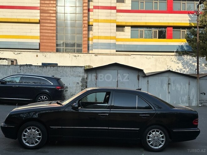 Mercedes E 280 2000, 415,000 km - 2.8 l - Bakı