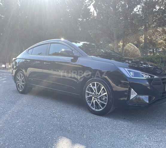 Hyundai Elantra 2019, 170,000 km - 1.6 л - Bakı