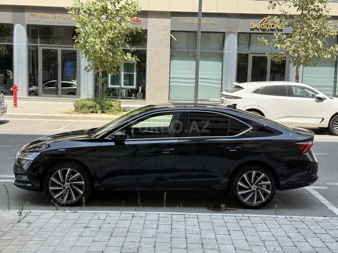 Skoda Octavia 2023, 39,000 km - 1.4 л - Bakı