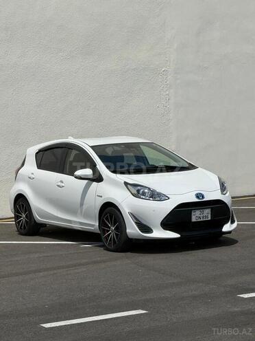 Toyota Aqua 2019, 80,000 km - 1.5 л - Gəncə