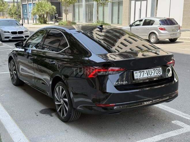 Skoda Octavia 2023, 39,000 km - 1.4 л - Bakı