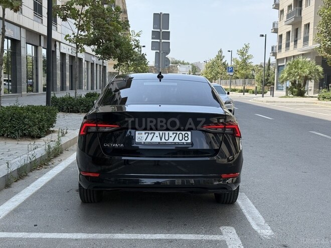 Skoda Octavia 2023, 39,000 km - 1.4 л - Bakı