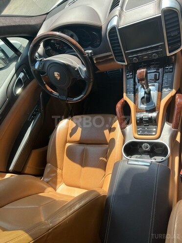 Porsche Cayenne GTS 2012, 45,000 km - 4.8 l - Bakı