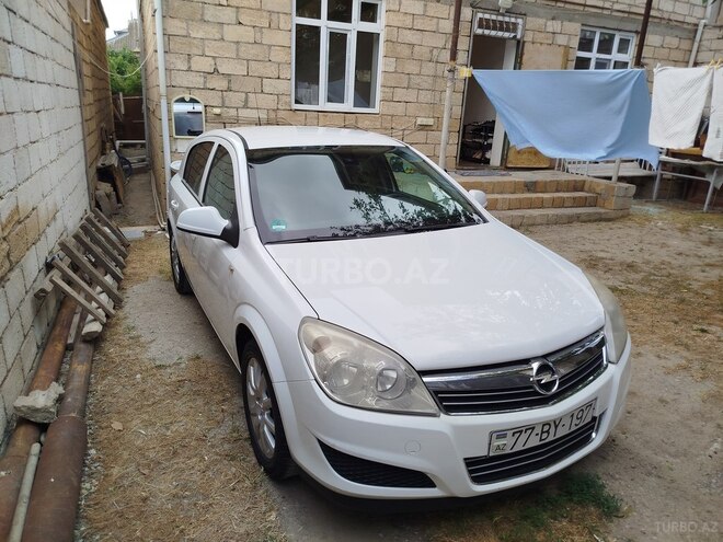 Opel Astra 2009, 250,000 km - 1.4 l - Bakı