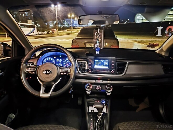 Kia Rio 2017, 72,400 km - 1.6 l - Bakı