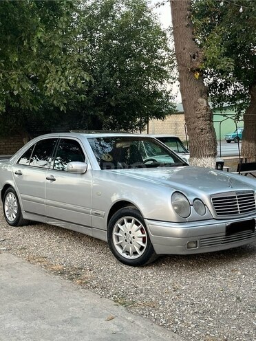Mercedes E 230 1996, 299,999 km - 2.3 l - Xaçmaz