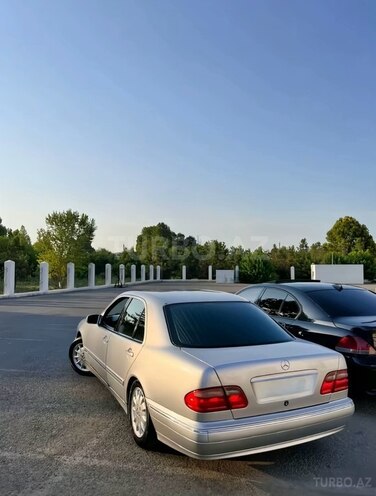 Mercedes E 230 1996, 299,999 km - 2.3 l - Xaçmaz