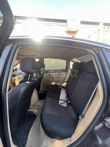 Volkswagen Passat 2004, 197,000 km - 1.8 l - Bakı