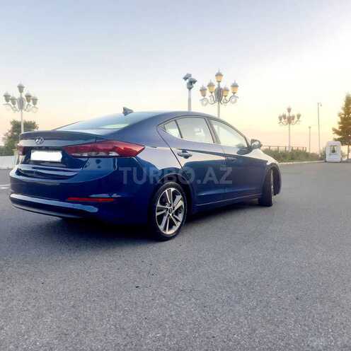 Hyundai Elantra 2016, 100,000 km - 2.0 л - Qəbələ