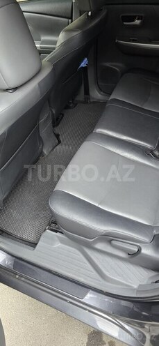 Toyota Prius V 2012, 285,000 km - 1.8 л - Bərdə