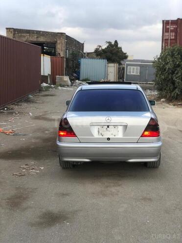 Mercedes C 280 2000, 340,000 km - 2.8 l - Bakı