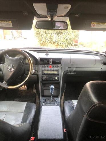 Mercedes C 280 2000, 340,000 km - 2.8 l - Bakı