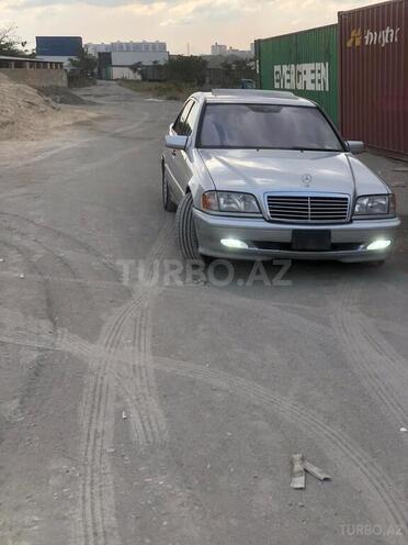 Mercedes C 280 2000, 340,000 km - 2.8 l - Bakı