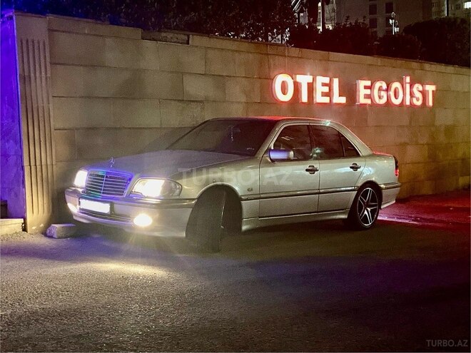 Mercedes C 200 2000, 338,452 km - 2.0 л - Bakı