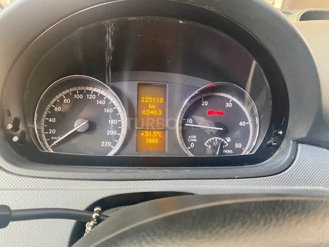 Mercedes Vito 111 2008, 225,300 km - 2.2 l - Bakı