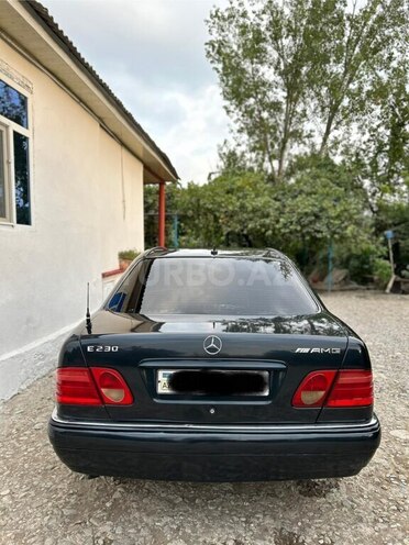 Mercedes E 230 1997, 403,000 km - 2.3 l - Kürdəmir