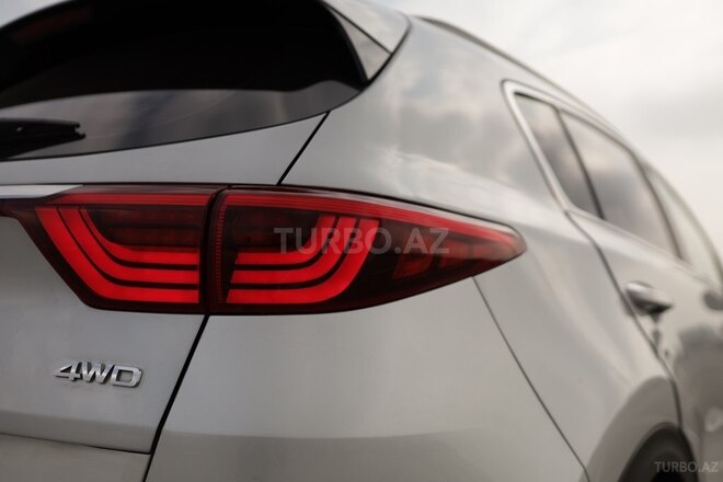 Kia Sportage 2015, 180,000 km - 2.0 l - Bakı