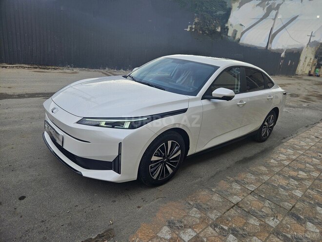Changan  2025, 10 km - 1.5 л - Bakı