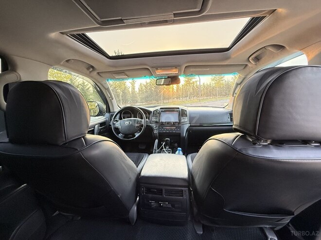 Toyota Land Cruiser 2010, 315,000 km - 4.0 л - Salyan