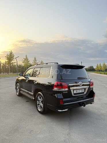 Toyota Land Cruiser 2010, 315,000 km - 4.0 л - Salyan