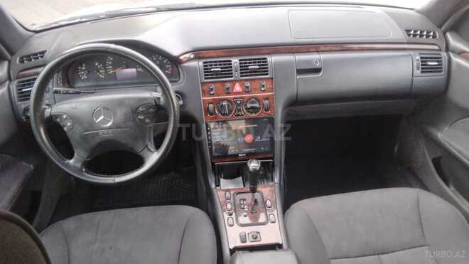Mercedes E 240 1999, 280,147 km - 2.4 l - Sabirabad