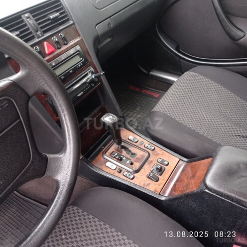 Mercedes C 240 1999, 300,000 km - 2.4 л - Ağdaş