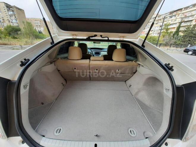Toyota Prius 2013, 300,000 km - 1.8 л - Bakı