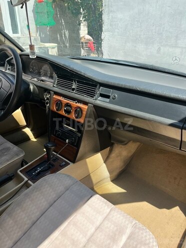 Mercedes 190 1992, 260,000 km - 1.8 l - Bakı