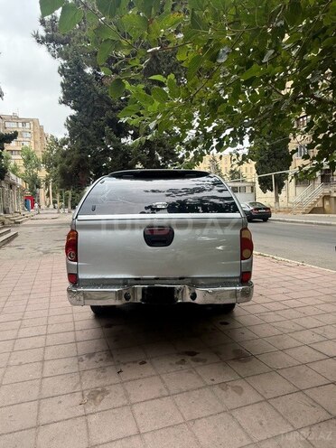 Mitsubishi L200 2013, 386,000 km - 2.5 l - Bakı