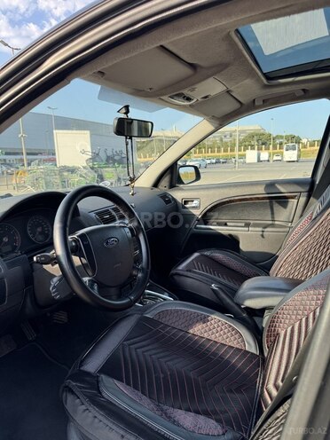 Ford Mondeo 2004, 242,000 km - 2.0 l - Bakı