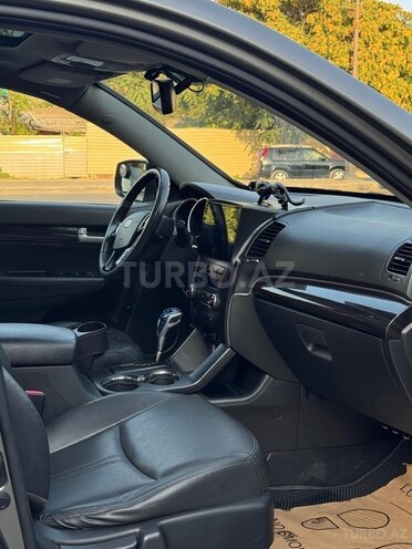 Kia Sorento 2011, 210,000 km - 2.0 л - Bakı