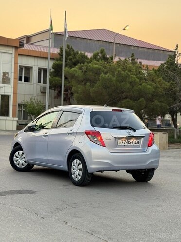 Toyota Vitz 2012, 176,000 km - 1.3 l - Gəncə