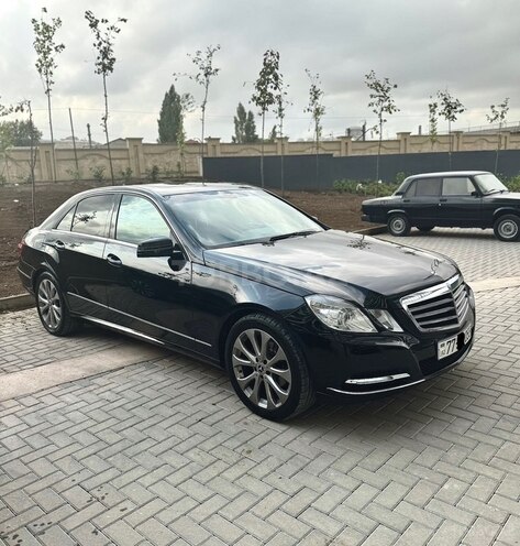 Mercedes E 220 2011, 248,000 km - 2.1 l - Bakı
