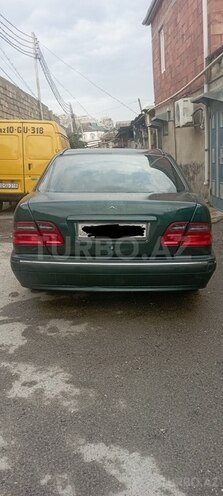 Mercedes E 270 2000, 397,546 km - 2.7 l - Bakı