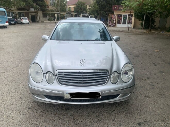 Mercedes E 270 2003, 380,000 km - 2.7 l - Bakı