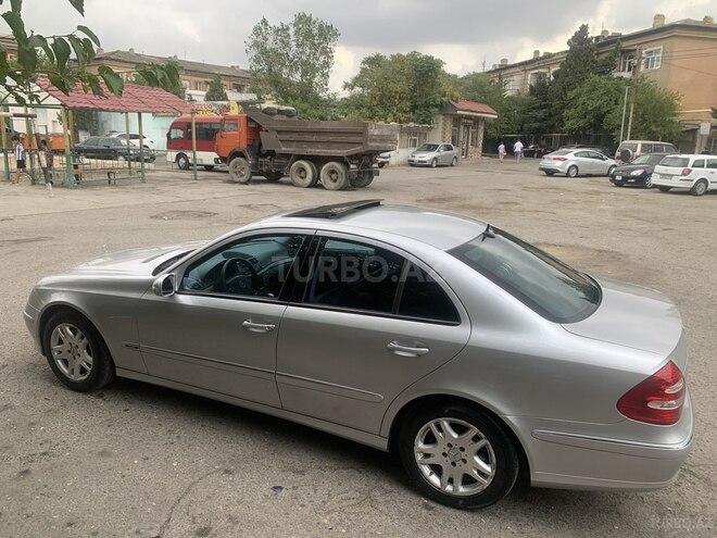 Mercedes E 270 2003, 380,000 km - 2.7 l - Bakı