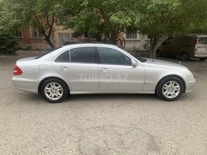 Mercedes E 270 2003, 380,000 km - 2.7 l - Bakı