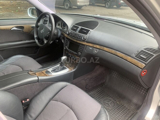 Mercedes E 270 2003, 380,000 km - 2.7 l - Bakı